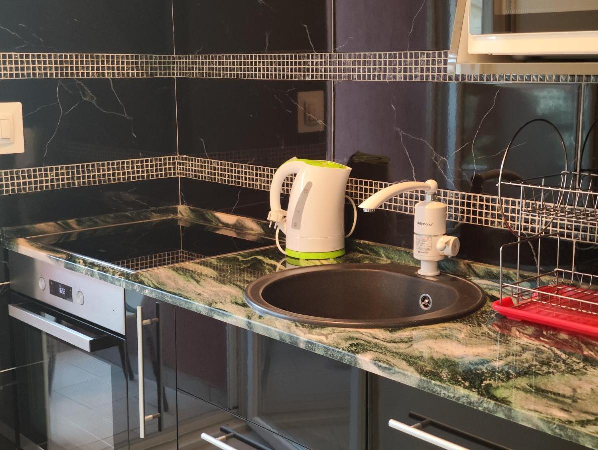 Sea star Apartment Tivat Exterior foto